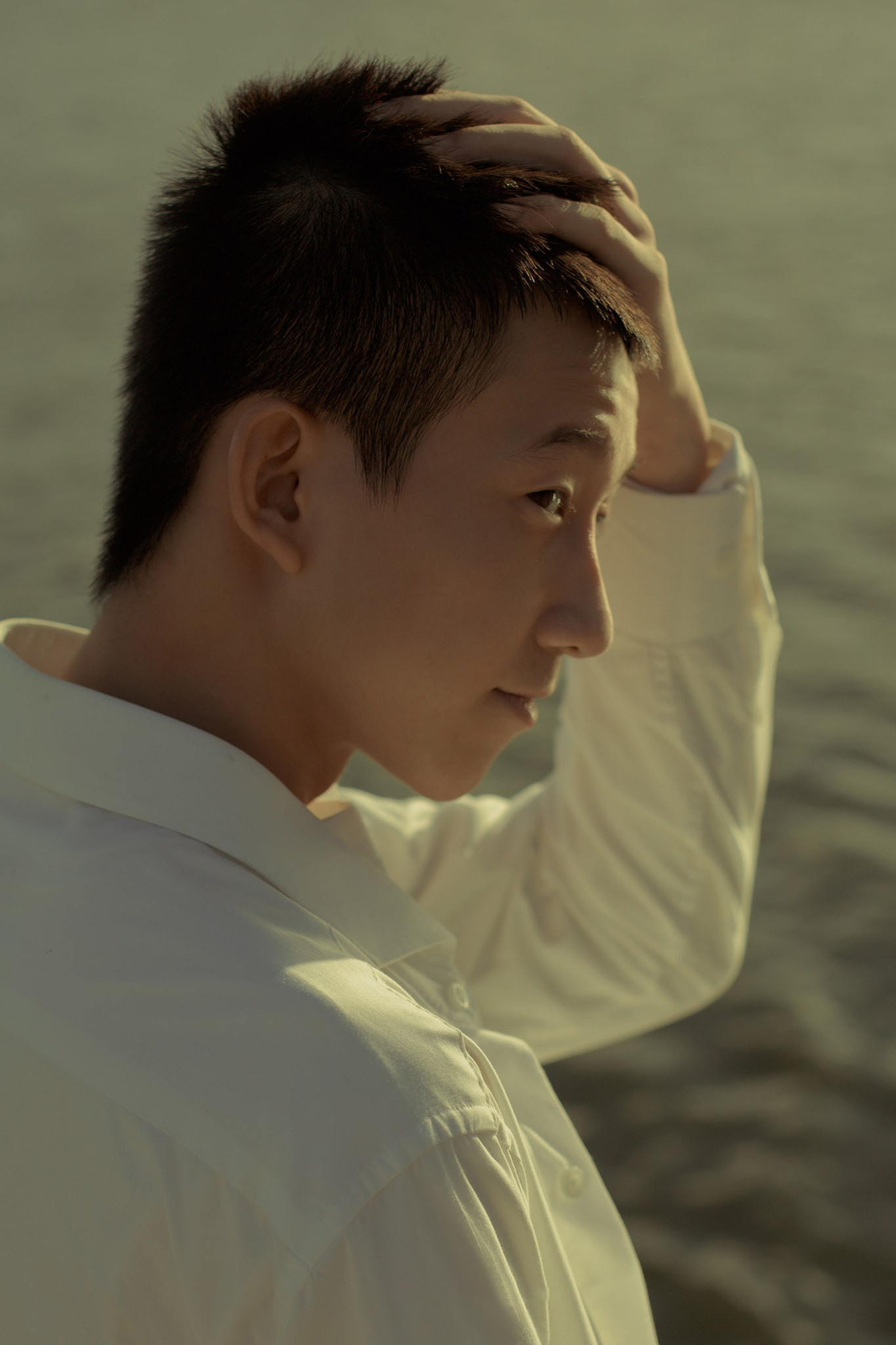 Chàng mẫu ảnh 2K6 dành niềm đam mê bóng rổ, mong muốn chinh phục miền đất mới