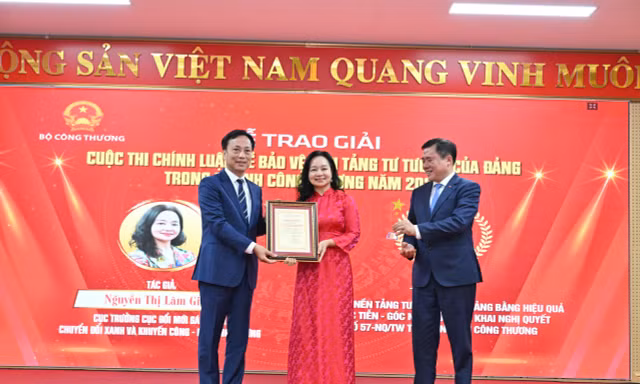 28 tác phẩm đạt giải cuộc thi chính luận ngành Công Thương