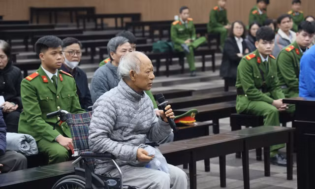 Đề nghị phạt cựu Tổng giám đốc Tổng công ty Xi măng Việt Nam 15-17 năm tù