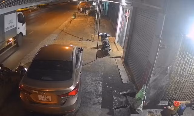 Hiện trường vụ tai nạn ( ảnh cắt từ clip). 