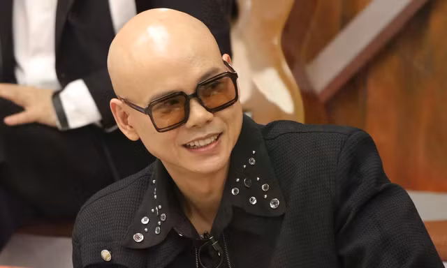 Phan Đinh Tùng thông báo nóng