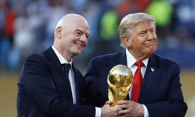 Tổng thống Trump lên tiếng trước làn sóng đòi phế truất chủ tịch FIFA
