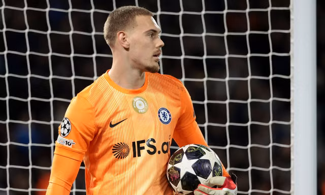 Thêm pha xử lý thảm họa của thủ môn ở knock-out Champions League