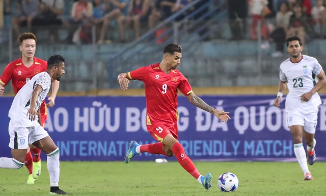 Trực tiếp Việt Nam vs Bangladesh (H1:2-0): Hoàng Hên nổi bật