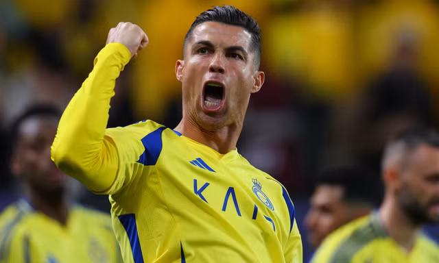 Ronaldo lo ngại sẽ thất thế ở cuộc đua vô địch.