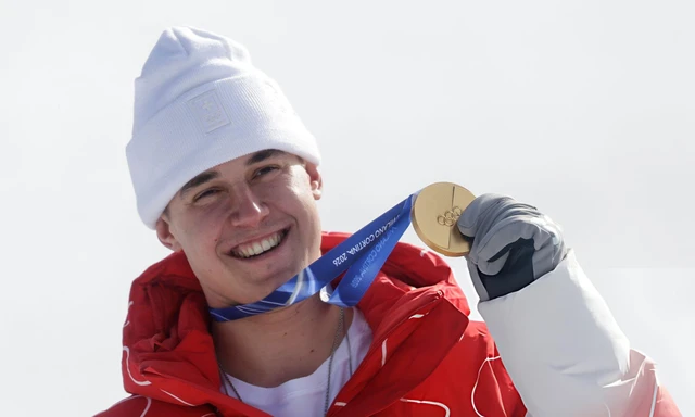 Chủ nhân tấm HCV đầu tiên ở Thế vận hội mùa đông
