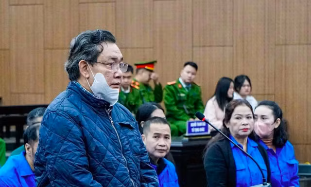 Cựu Phó chánh án Phạm Tấn Hoàng bất ngờ thừa nhận hành vi phạm tội, thay đổi nội dung kháng cáo