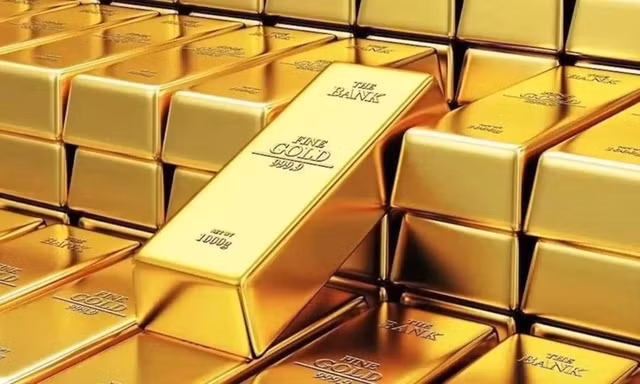 Giá vàng thế giới 'nhúc nhích'