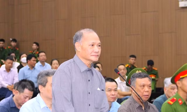 Nhận hối lộ hơn 4,5 tỷ đồng, cựu Thứ trưởng Hoàng Văn Thắng bị phạt 4 năm tù