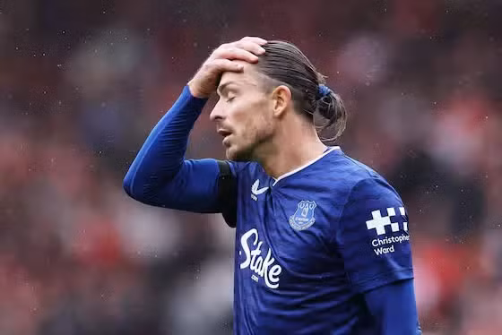 Hình ảnh gây sốc của Jack Grealish