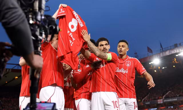 Sẽ ra sao nếu một CLB rớt hạng Ngoại hạng Anh dự Champions League mùa tới?