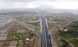 Cận cảnh 20km cao tốc Khánh Hòa - Buôn Ma Thuột sắp thông xe kỹ thuật