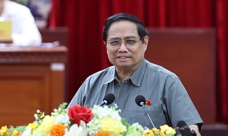 Thủ tướng: Đầu tư cho y tế và giáo dục là đầu tư cho tương lai