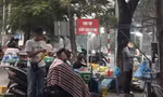 Hàng rong, chợ cóc đe dọa an toàn giao thông khu công nghiệp ở Phú Thọ 