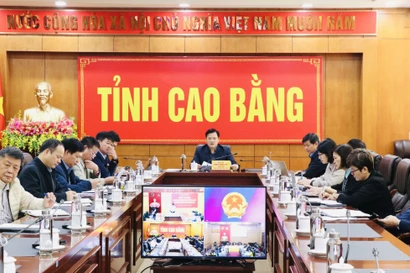 Điểm cầu tỉnh Cao bằng tham gia họp trực tuyến.