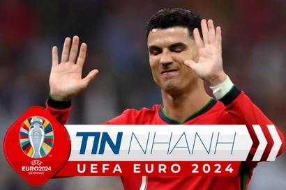 TIN NHANH EURO: Ronaldo xin lỗi NHM Bồ Đào Nha sau loạt sút penalty