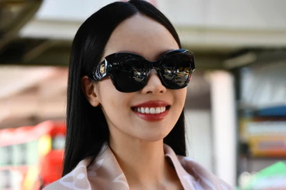 Thanh Thủy đến tòa soạn báo Tiền Phong sau đăng quang Hoa hậu Quốc tế