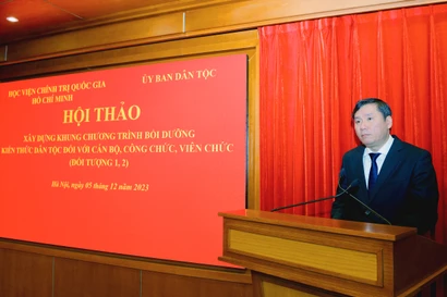 Coi trọng xây dựng đội ngũ cán bộ là người dân tộc thiểu số 