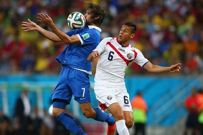 Hạ Hy Lạp ở cuộc 'đấu súng', Costa Rica viết tiếp chuyện cổ tích