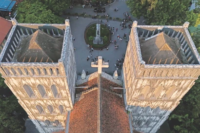 Một góc Nhà thờ Lớn Hà Nội 