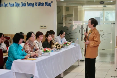 Gỡ rào cản giới trong lãnh đạo quản lý cho phụ nữ