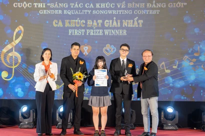 Học sinh lớp 12 giành giải Nhất cuộc thi sáng tác ca khúc về bình đẳng giới