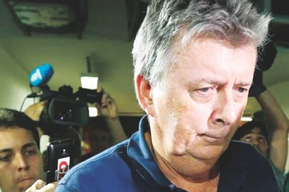 Whelan đã rời khỏi khách sạn khi cảnh sát đến bắt ông lần 2. Ảnh: Getty Images