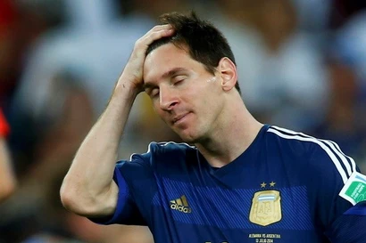 Messi không khóc cho Argentina!