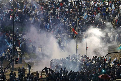 Argentina mất Cup vàng, Buenos Aires chìm trong bạo loạn