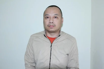 'Nổ' là cán bộ nhà nước, lừa đảo gần 800 triệu đồng