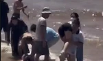 5 du khách gặp nạn khi tắm biển Ninh Bình