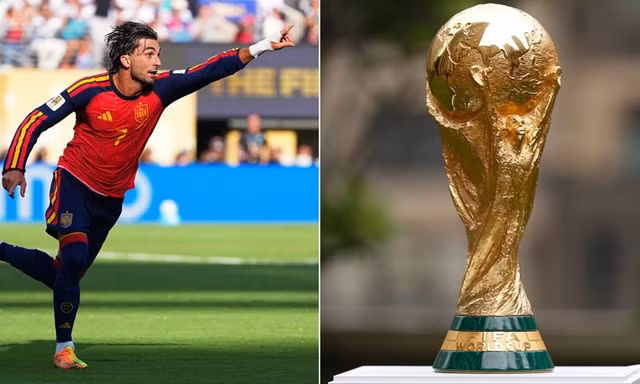 Nhà vô địch World Cup không được giữ cúp vàng thật.
