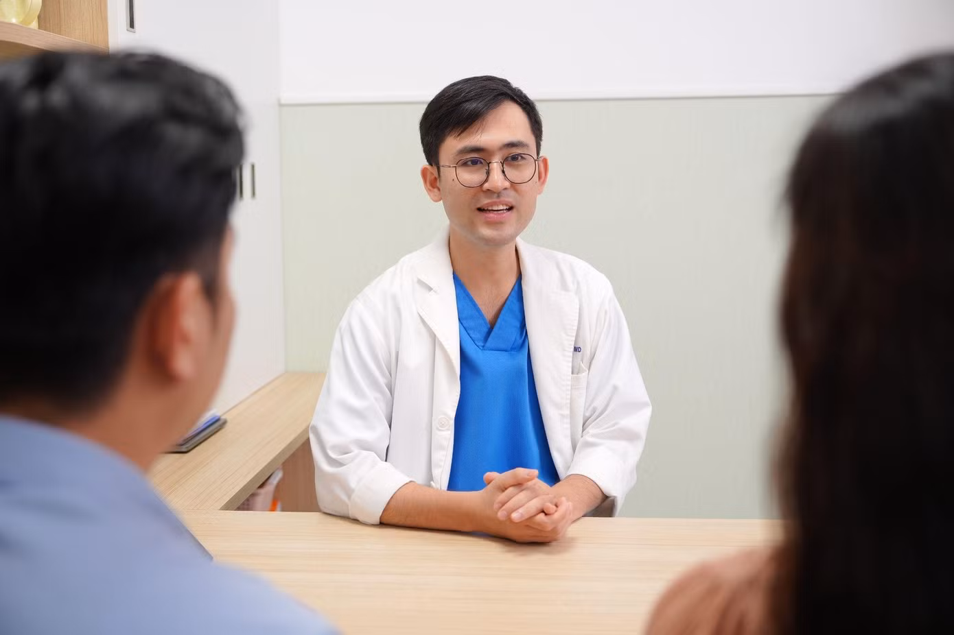BS Nguyễn Bình Dương thăm khám, đánh giá toàn diện