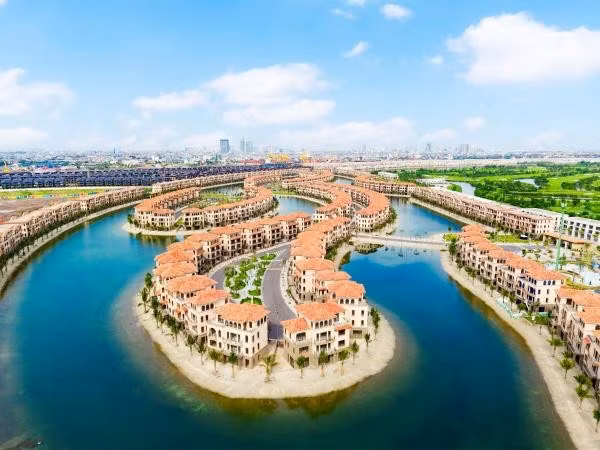 Isla Bella mở ra không gian sống và kinh doanh bên mặt nước, nơi nhịp sống đô thị giao hòa với cảnh quan nghỉ dưỡng tại đảo Vũ Yên