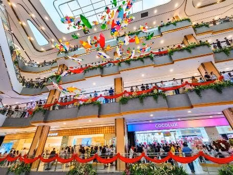 Dấu ấn diều sáo Bá Dương Nội hiện diện xuyên suốt không gian Vincom Plaza Đan Phượng