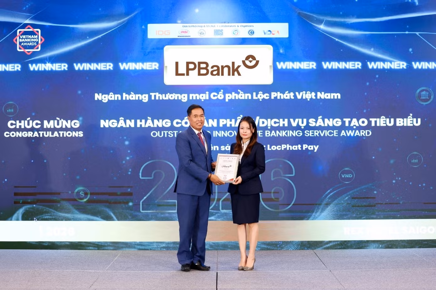 LPBank được vinh danh ở 2 hạng mục tại Giải thưởng Ngân hàng Việt Nam tiêu biểu 2026 ảnh 2 LPBank được vinh danh ở 2 hạng mục tại Giải thưởng Ngân hàng Việt Nam tiêu biểu 2026 ảnh 2