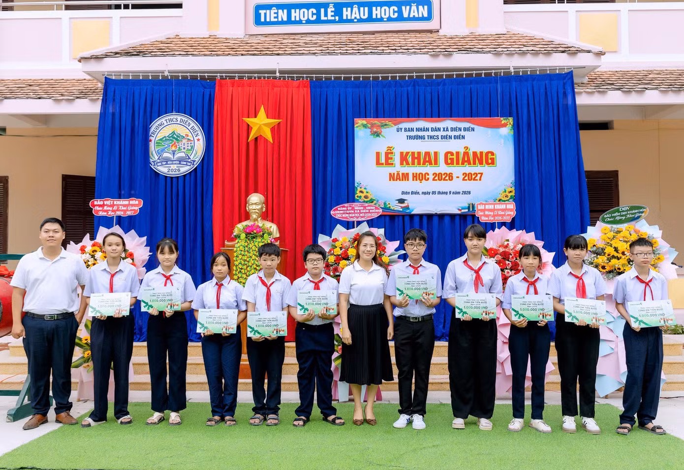 vcb-khanh-hoa-cung-em-tien-buoc.jpg