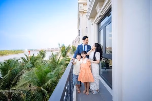 Đảo Vua ưu tiên khai thác cảnh quan mặt nước và trải nghiệm riêng tư, để kiến trúc cùng vị trí tạo nên dấu ấn của địa chỉ sống.