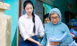 Hoa hậu Hà Trúc Linh xót xa trở về quê sau trận lụt lịch sử 