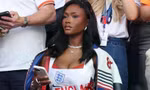 Dàn WAGs bị chỉ trích ở World Cup 