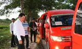 Vĩnh Long bắt đầu hoạt động xe đưa đón cán bộ từ 2 tỉnh cũ đến làm việc