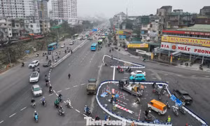 Dựng 3 đảo giao thông tại nút Giải Phóng – Kim Đồng để tổ chức lại giao thông