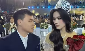 Bạn trai Hoa hậu Ý Nhi gây chú ý