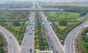Hà Nội thực hiện cấm xe tải đi làn 1 trên trục Nhật Tân - Nội Bài trong tháng 11