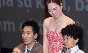 Tuấn Trần kể 6-7 tiếng lênh đênh trên biển cùng Phương Anh Đào