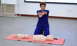 Chàng trai Y khoa với đam mê theo đuổi lĩnh vực giáo dục cộng đồng 