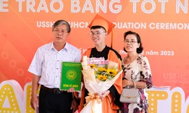 Từ TikTok đến những chiến dịch xanh: Hành trình của chàng sinh viên Văn hóa học đam mê Hoa hậu