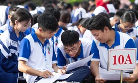 Hàng ngàn học sinh Trường THPT Thanh Hà (Hải Phòng) tham gia vòng sơ loại Unlock The IELTS 2025