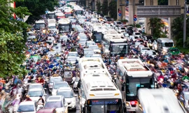 Nhiều trường đại học nằm trong vành đai 1, sinh viên nói gì trước việc cấm xe máy xăng?