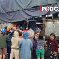 NÓNG 24/11: Lưu ý người dân khi nhận quà từ thiện